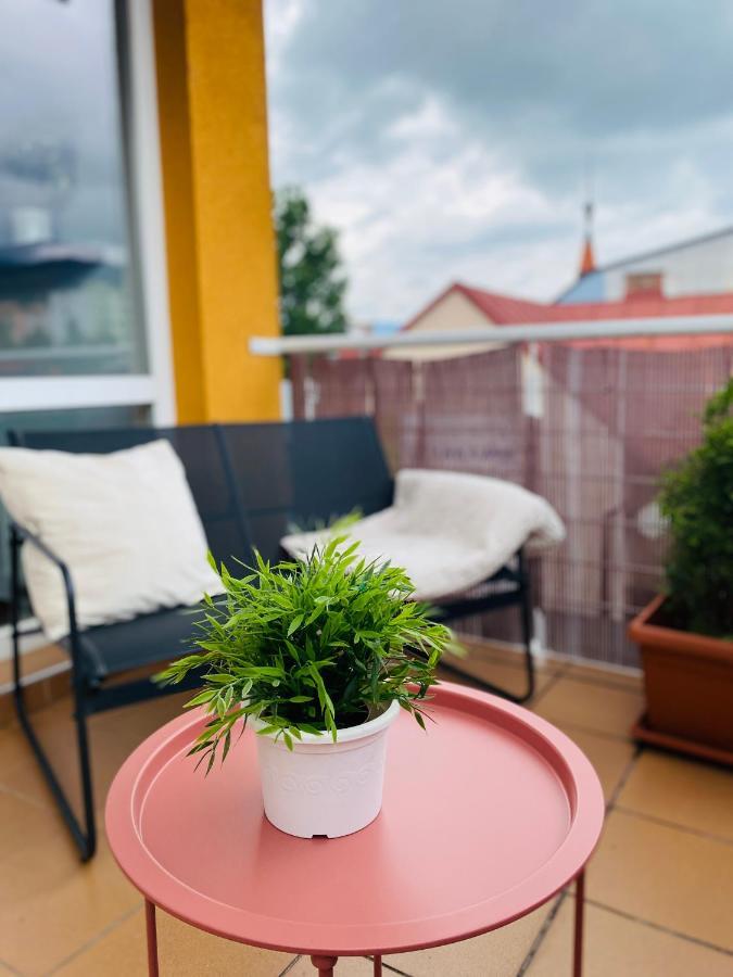 Apartment Mira Ружомберок Экстерьер фото